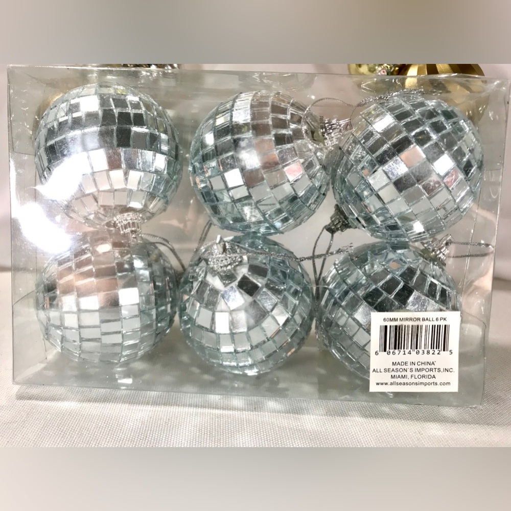 6 Brand new 50mm mirrored ball ornaments